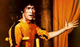 谁爆料李小龙打人视频,传奇武术巨星私下的一面